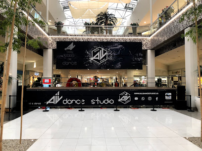 Descubre el ritmo en All Dance Studio Narón