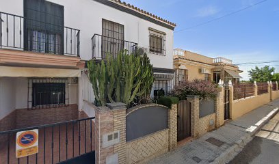 ¡Siente el ritmo en Bailes Latinos María De La O en Cádiz!