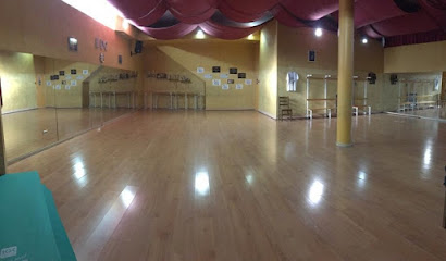 ¡Descubre el ritmo en Academia Covibar Rivas!