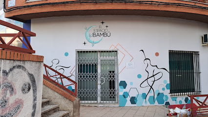 ¡Siente la magia del baile en El Espacio Bambú