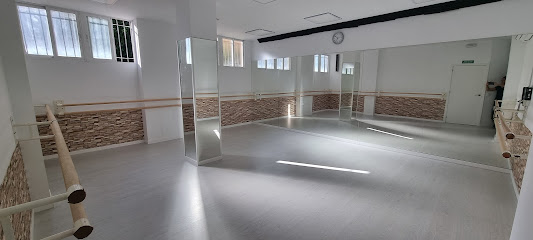 Descubre Entrebailes: la academia de baile que triunfa en Madrid