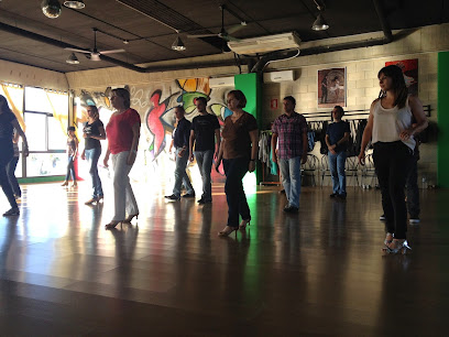 ¡Gandía se mueve al ritmo de la Academia de Baile!
