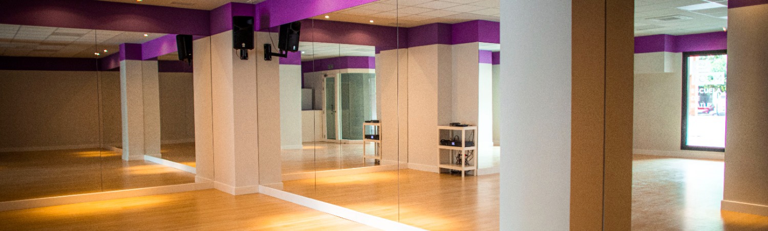 Escuela de baile Little ROOM: ¡Aprende a bailar con pasión!