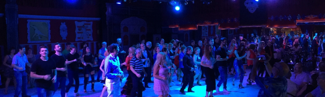Escuela de baile Mambo Swing: aprende a bailar con estilo
