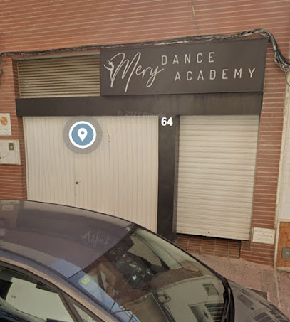 Mery Dance Academy: ¡Siente la pasión por el baile en Torrevieja!