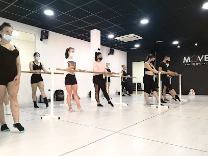 ¡Aprende a bailar en Move Dance Studio