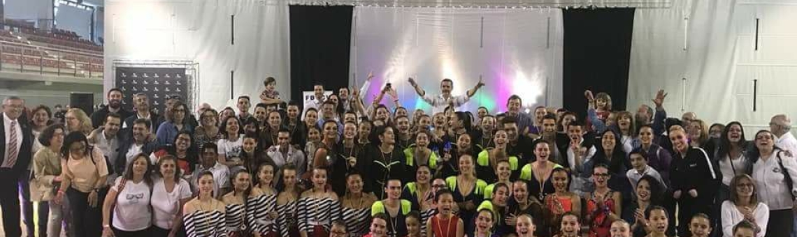 Escuela de baile Pas a Pas: aprende a bailar con pasión