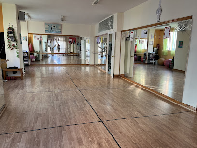 ¡Baila con estilo en Almería en Piluca Velasco!