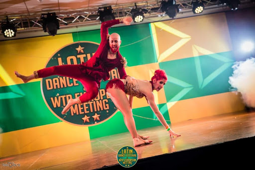 ¡Baila con Ritmo en La Canonja