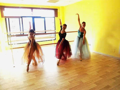 Aprende a bailar en Sanasartes: la academia de Collado Villalba