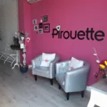 ¡Siente la magia del baile en Pirouette