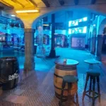 Bodega Jazz en Ampuriabrava: ¡El lugar perfecto para bailar salsa y bachata al ritmo de la música latina!