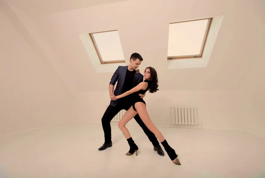 Imagen de Portada de Las 7 Mejores salas donde bailar Salsa y Bachata en Las Palmas