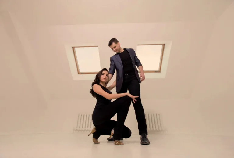 Imagen de Portada de Las 10+ Mejores Clases de Salsa y Bachata en Burgos