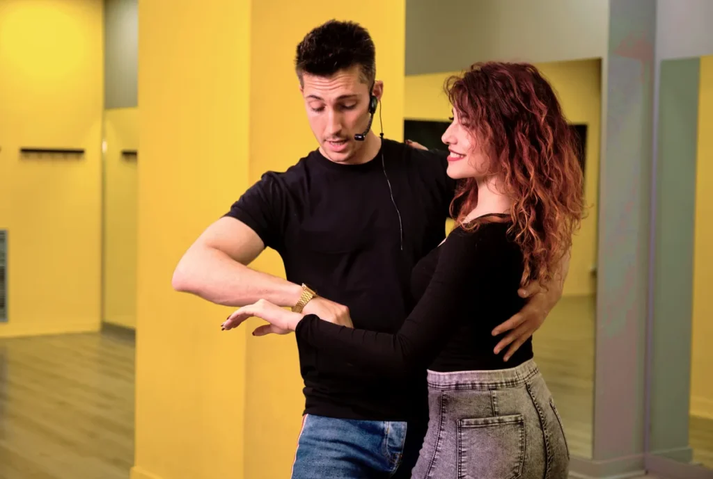 Imagen de Portada de Las 10+ Mejores Clases de Salsa y Bachata en Castellón de la Plana