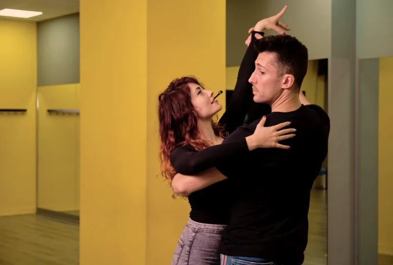 Imagen de Portada de Las 20+ Mejores Clases de Salsa y Bachata en Alcalá de Henares