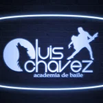¡Descubre el ritmo en la Academia de Baile Luis Chávez en Valencia!