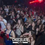 ¡Descubre la magia de Chocolate La Fiesta en Madrid y baila salsa y bachata toda la noche!
